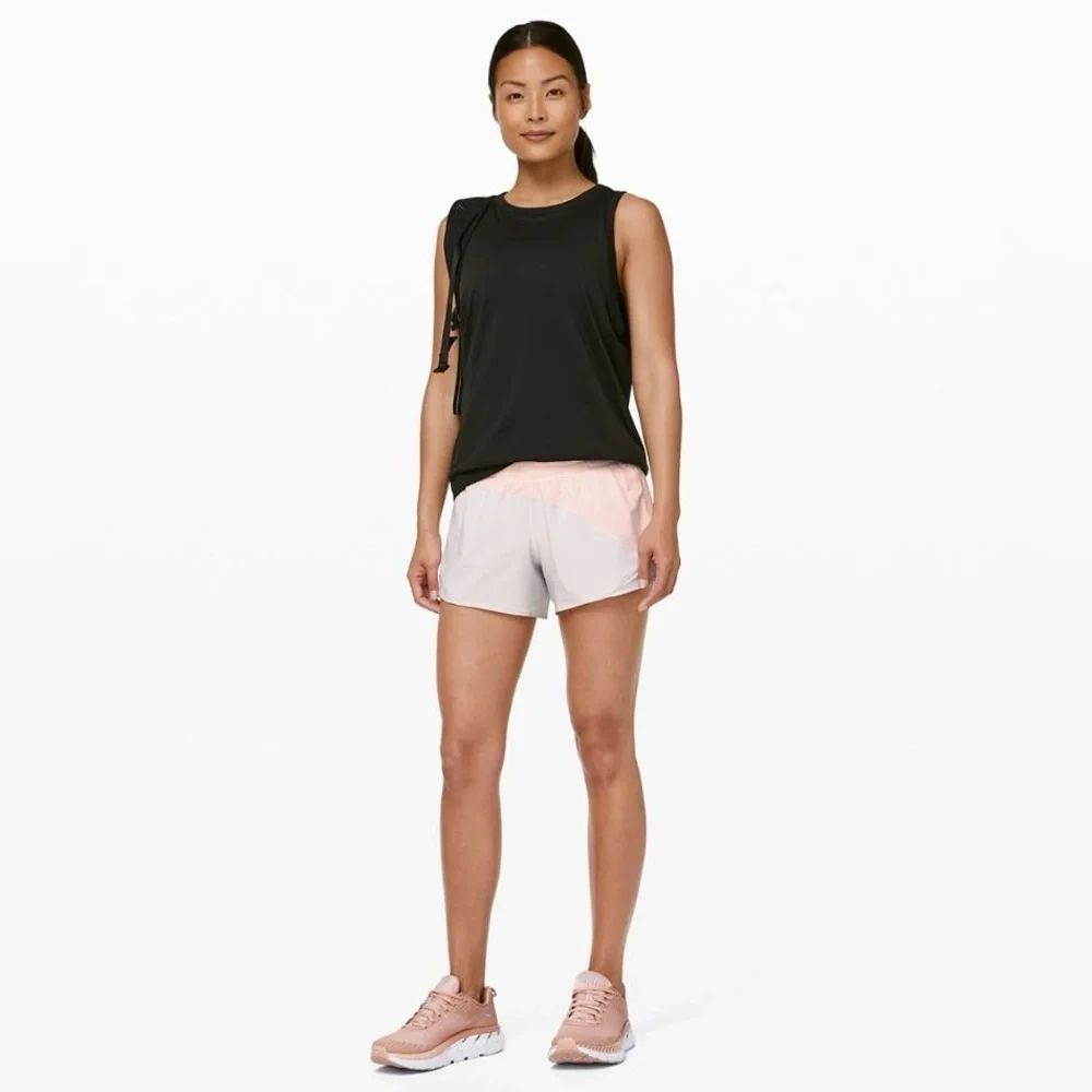 Lululemon limited edition Hotty Hot Short 4"
Asym - Picture 4 of 10